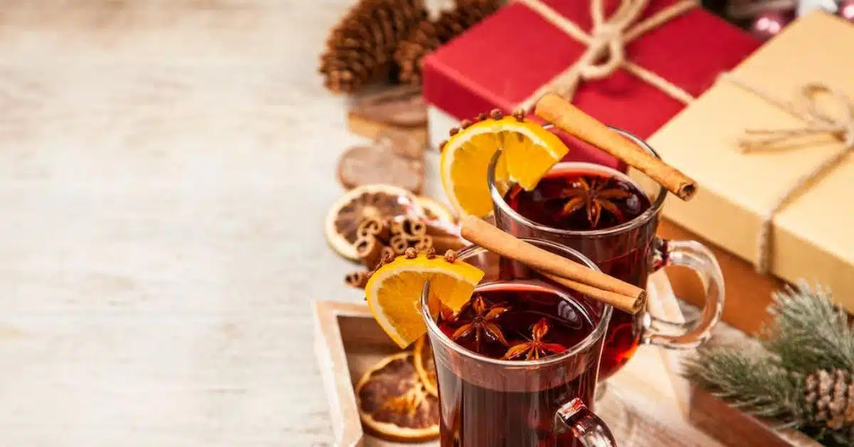 Build an easy holiday mocktail