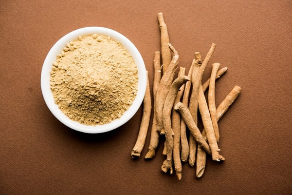 Dried ashwagandha